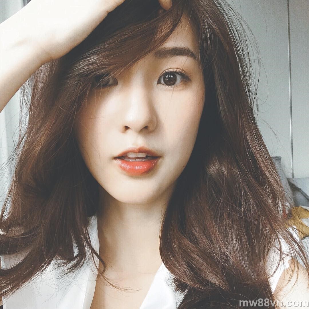 vẻ đẹp ngọt ngào của hot girl thái lan nổi tiếng nhất instagram