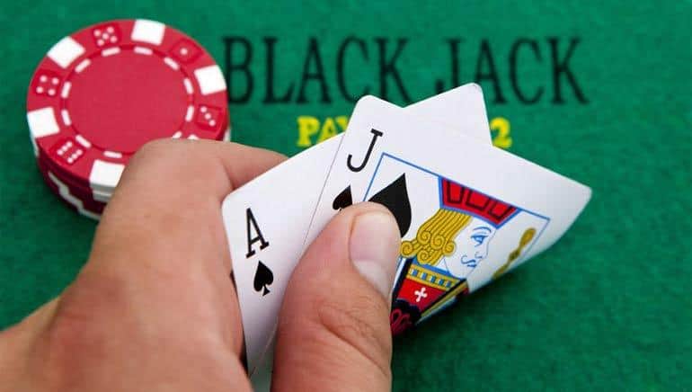 Cách phán đoán bài Blackjack chính xác đến 90%