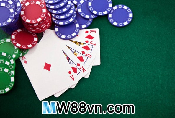 5 chiến thuật chơi Poker bất bại giúp bạn giữ tiền hiệu quả